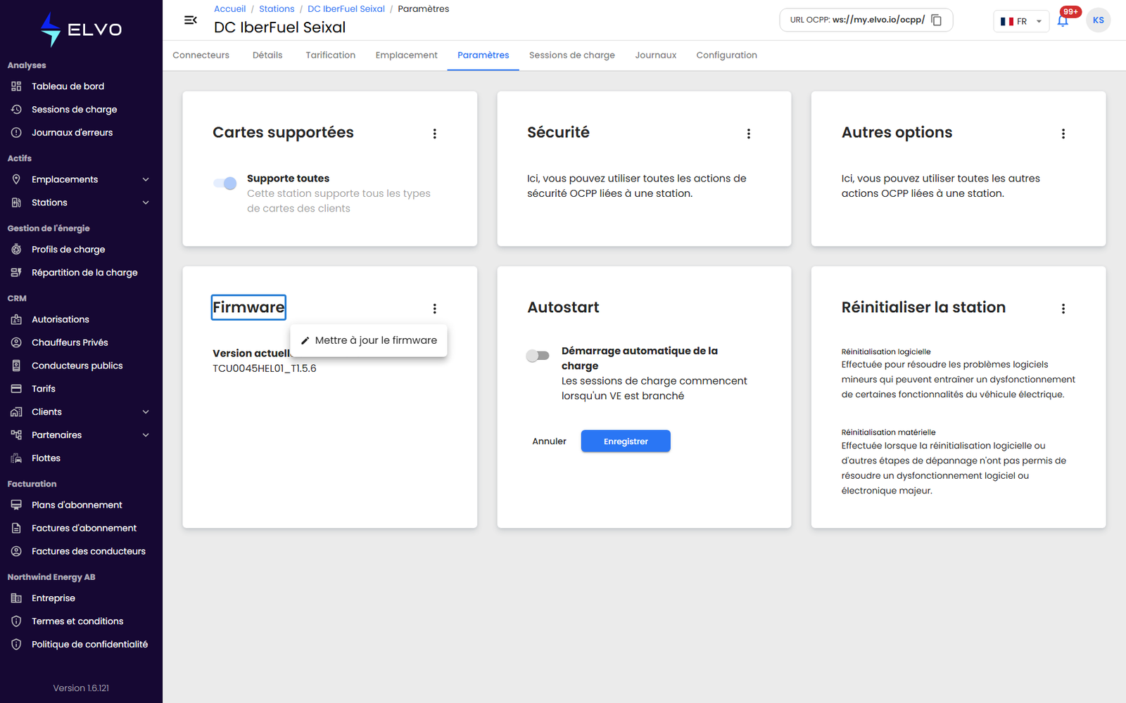 Section Firmware avec le menu d'actions ouvert